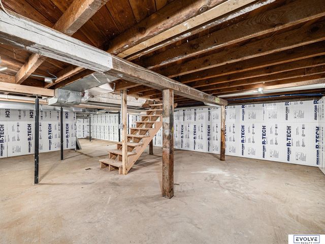 803 Ave H, Plattsmouth, NE 68048