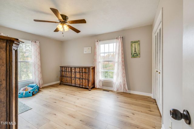 5404 Memorial Boulevard, Kingsport, TN 37664