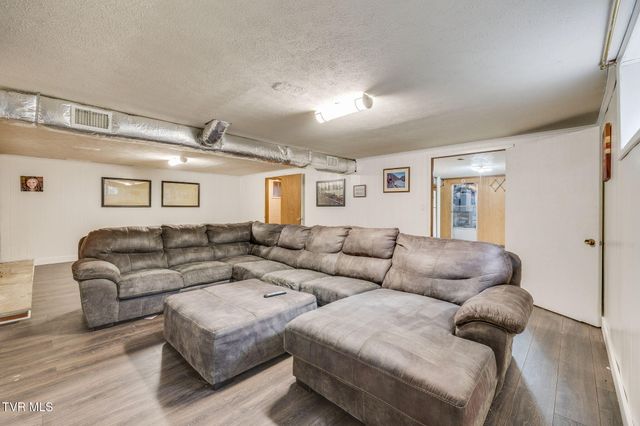 5404 Memorial Boulevard, Kingsport, TN 37664