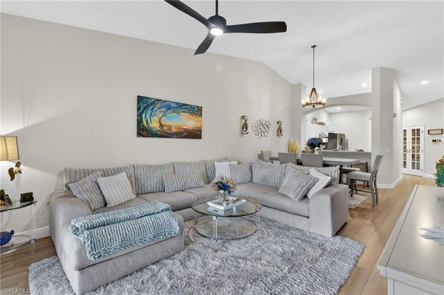 6175 Mandalay CIR 29, Naples, FL 34112