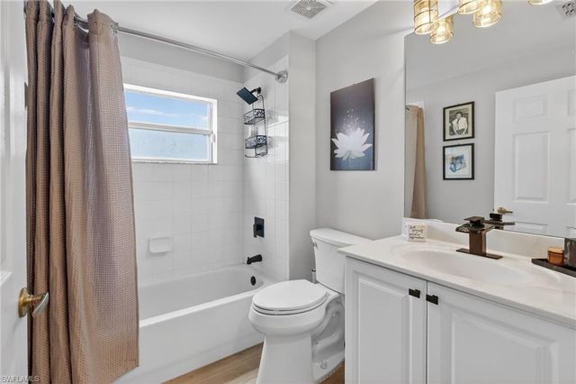 6175 Mandalay CIR 29, Naples, FL 34112