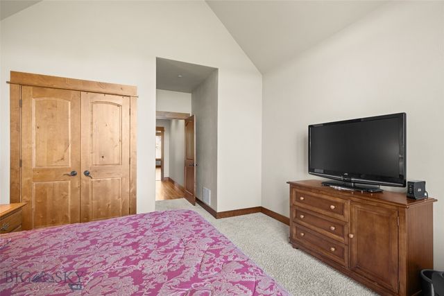 306 Glenbrook Lane, Belgrade, MT 59714