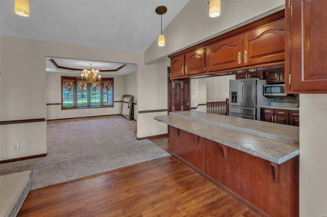 8620 State Route 163, Belleville, IL 62223