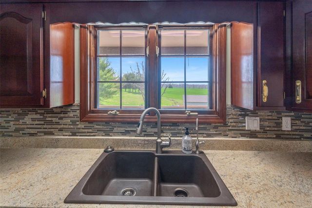 8620 State Route 163, Belleville, IL 62223