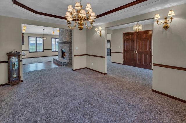 8620 State Route 163, Belleville, IL 62223
