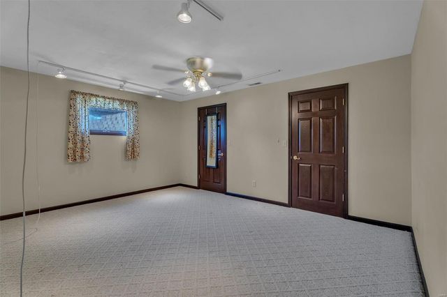 8620 State Route 163, Belleville, IL 62223