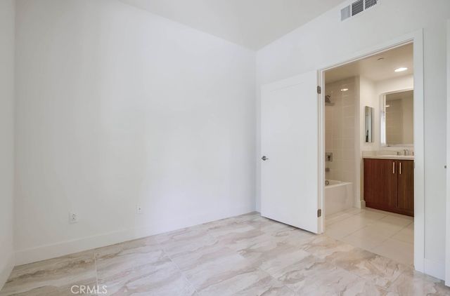 67 Lennox, Irvine, CA 92612