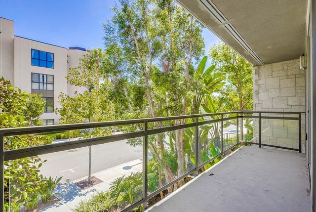 67 Lennox, Irvine, CA 92612