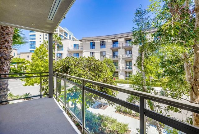 67 Lennox, Irvine, CA 92612