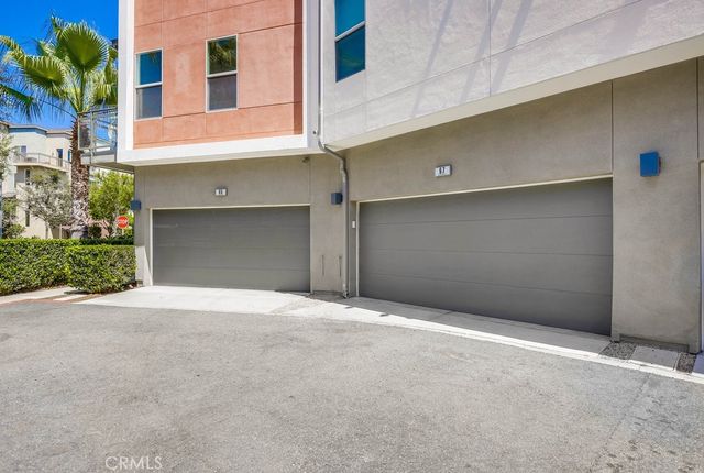 67 Lennox, Irvine, CA 92612
