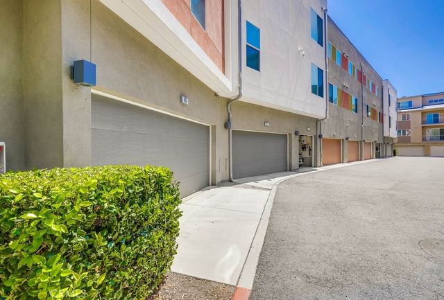 67 Lennox, Irvine, CA 92612