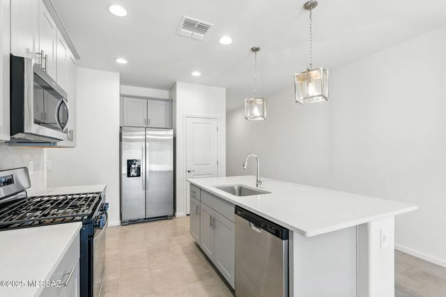 10359 W Zimmerman Street, Marana, AZ 85653