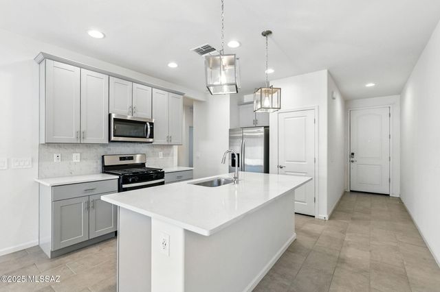 10359 W Zimmerman Street, Marana, AZ 85653