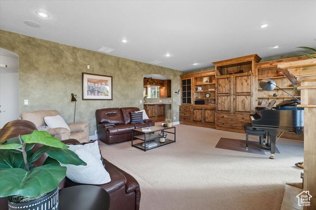 357 S PAINTBRUSH LN, Logan, UT 84321