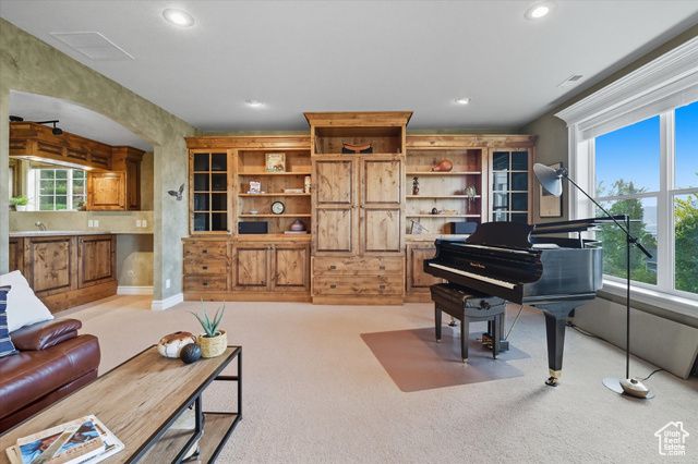 357 S PAINTBRUSH LN, Logan, UT 84321