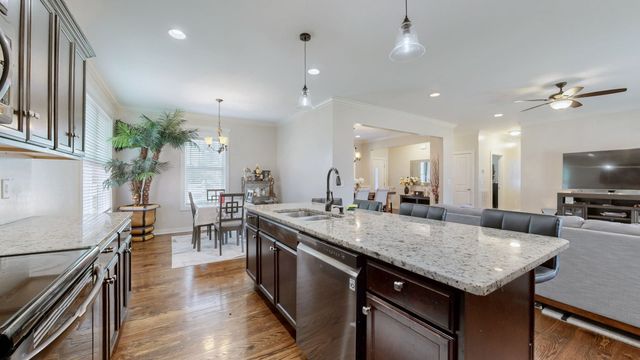 234 Cedarview Dr, Antioch, TN 37013