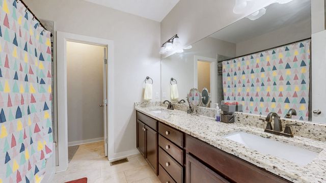 234 Cedarview Dr, Antioch, TN 37013