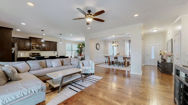 234 Cedarview Dr, Antioch, TN 37013