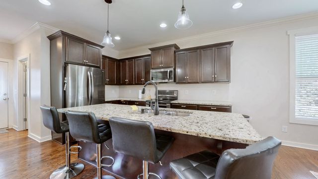 234 Cedarview Dr, Antioch, TN 37013