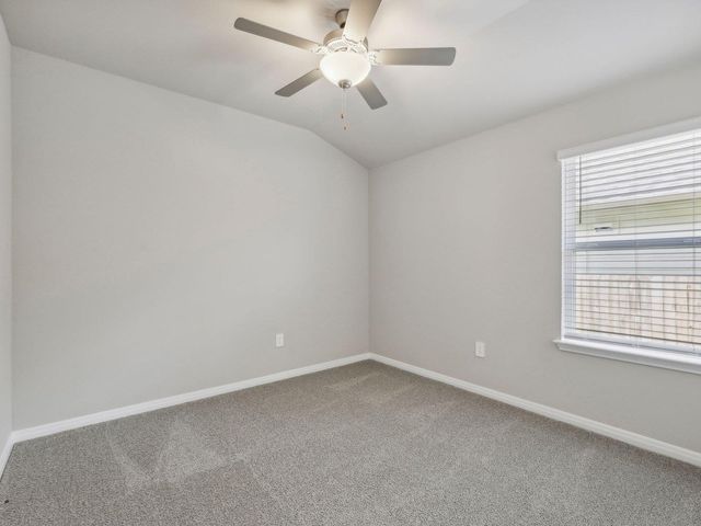 145 Sleep HOLW, Jarrell, TX 76537