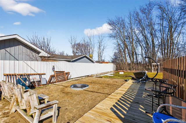 8679 State Road, Millington Village, MI 48746