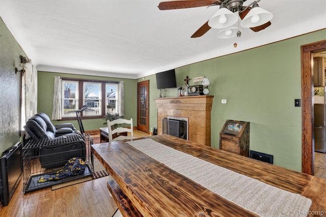 8679 State Road, Millington Village, MI 48746