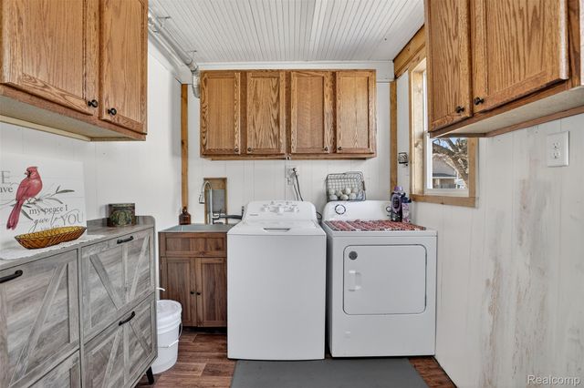 8679 State Road, Millington Village, MI 48746