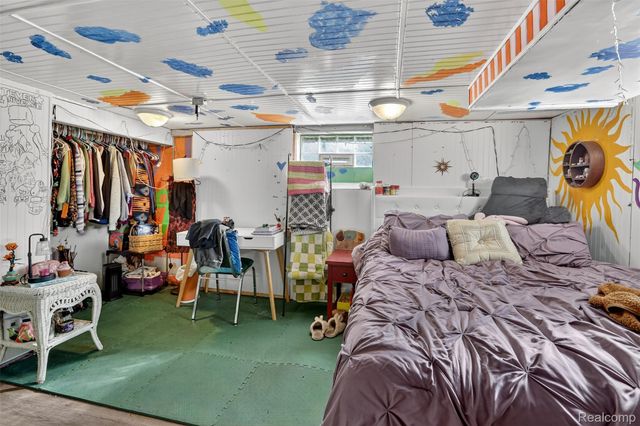 8679 State Road, Millington Village, MI 48746