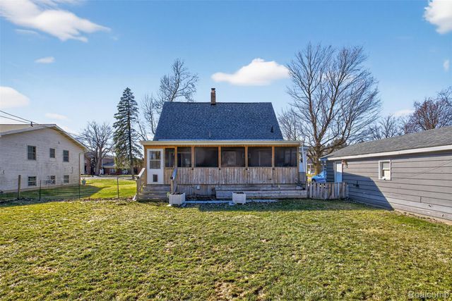 8679 State Road, Millington Village, MI 48746