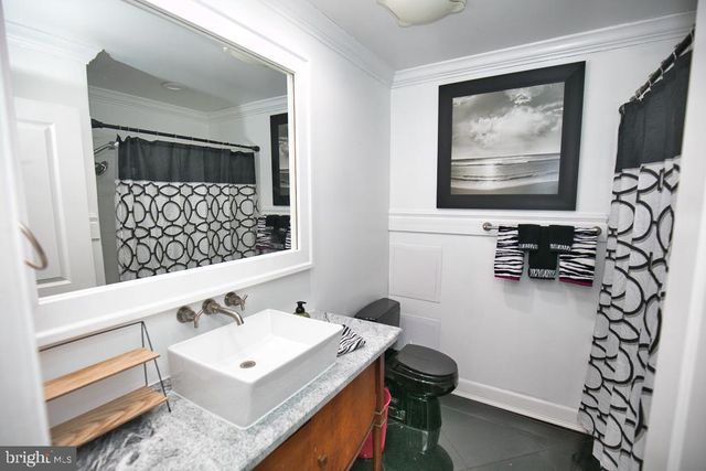 8535 E MARLBORO DR, Delmar, MD 21875