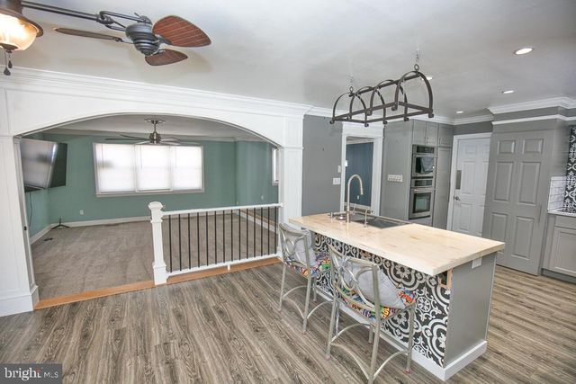 8535 E MARLBORO DR, Delmar, MD 21875