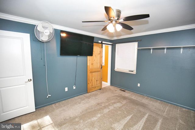 8535 E MARLBORO DR, Delmar, MD 21875