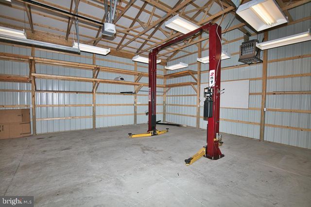 8535 E MARLBORO DR, Delmar, MD 21875