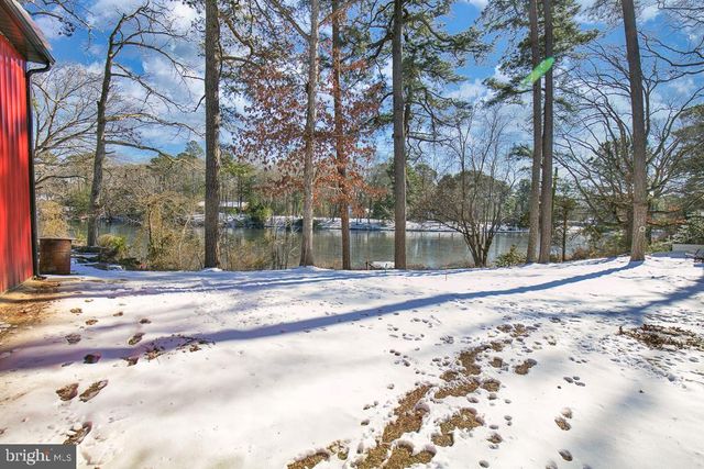 8535 E MARLBORO DR, Delmar, MD 21875