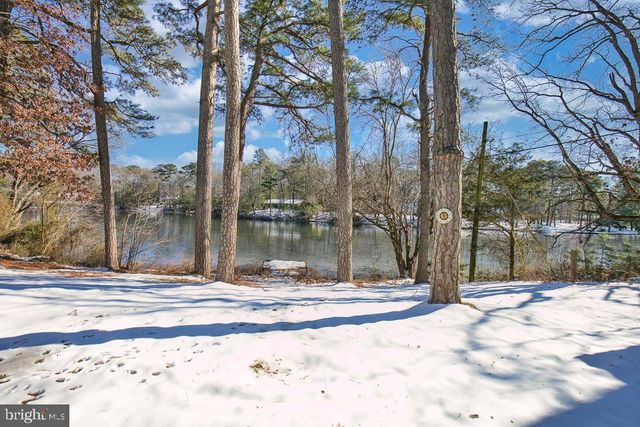 8535 E MARLBORO DR, Delmar, MD 21875