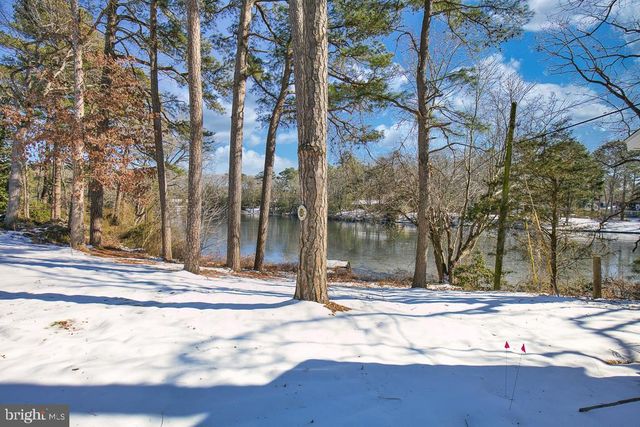 8535 E MARLBORO DR, Delmar, MD 21875