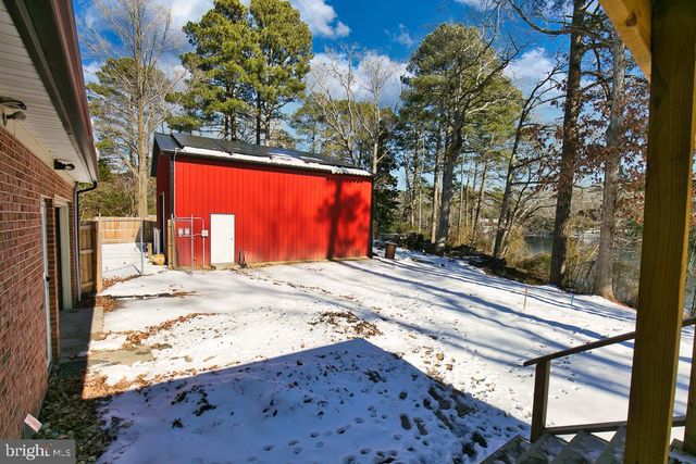 8535 E MARLBORO DR, Delmar, MD 21875