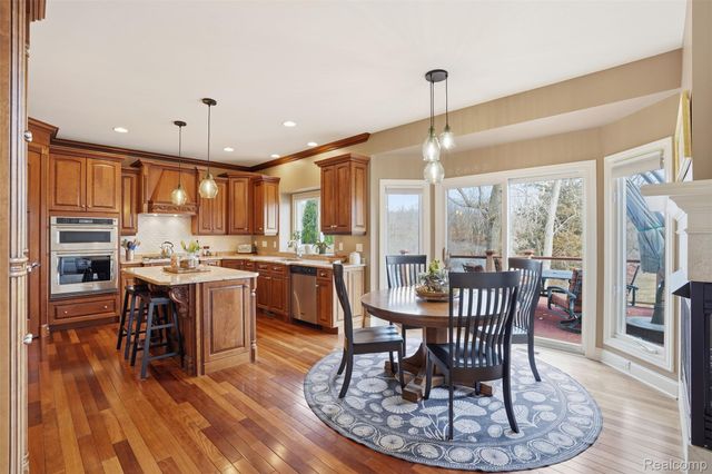 8851 Stoney Creek Drive, Green Oak Township, MI 48178