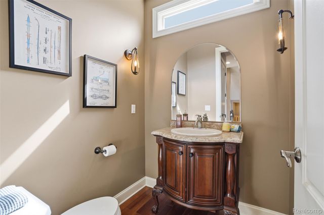 8851 Stoney Creek Drive, Green Oak Township, MI 48178