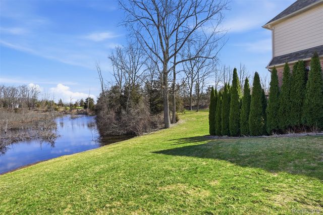 8851 Stoney Creek Drive, Green Oak Township, MI 48178