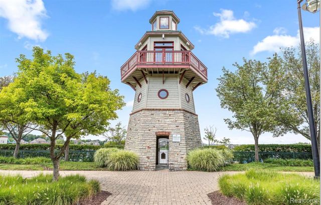 8851 Stoney Creek Drive, Green Oak Township, MI 48178