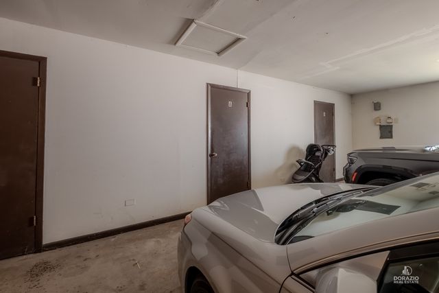 8216 Mulberry Court 8A, Palos Hills, IL 60465