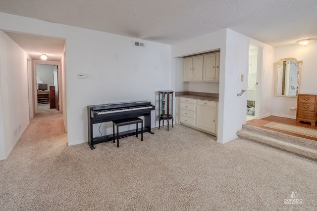 8216 Mulberry Court 8A, Palos Hills, IL 60465