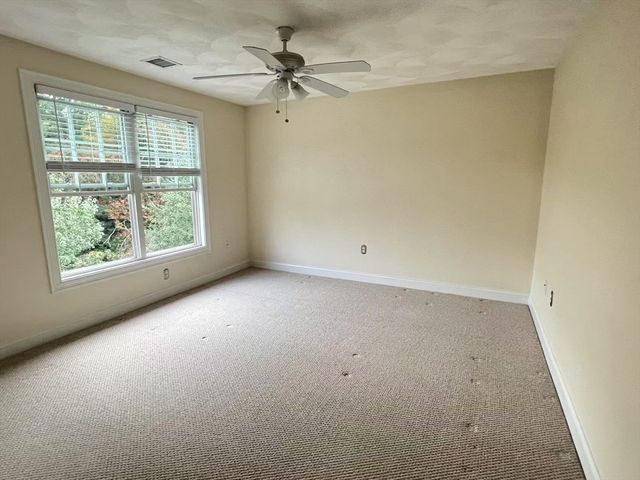 36 Middlesex Ave 10, Wilmington, MA 01887