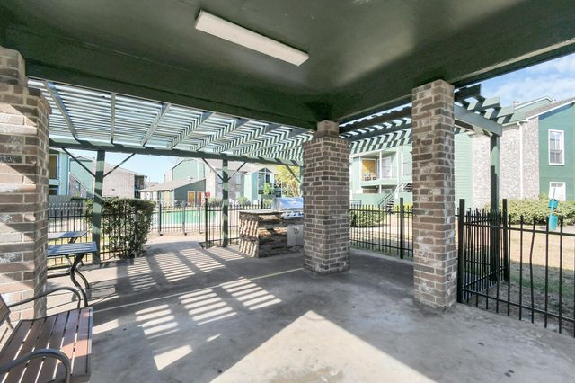 7700 W Airport Boulevard 0119, Houston, TX 77071