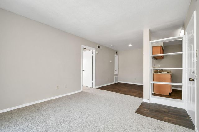 7700 W Airport Boulevard 0119, Houston, TX 77071
