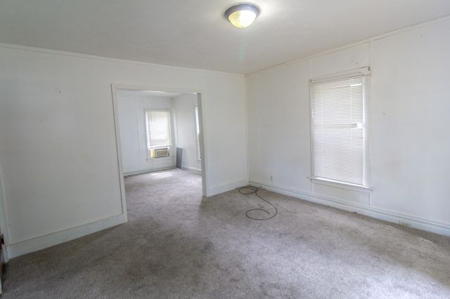 1208 Princeton Avenue, Kalamazoo, MI 49007