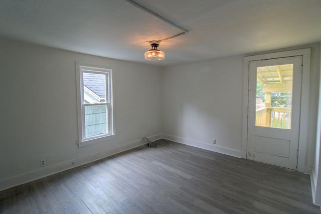 1208 Princeton Avenue, Kalamazoo, MI 49007