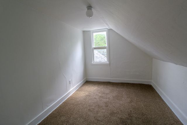 1208 Princeton Avenue, Kalamazoo, MI 49007