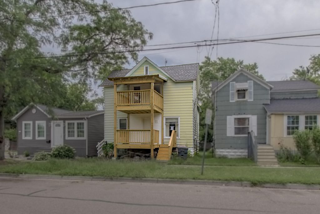1208 Princeton Avenue, Kalamazoo, MI 49007